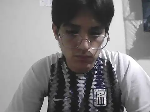 Snapshot of HardDick2 chatting on 06.21.26 HardDick2 online show from 06.21.26