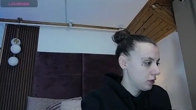 Snapshot of IvyBunny_ chatting on 12.05.24 IvyBunny online show from 12.05.24