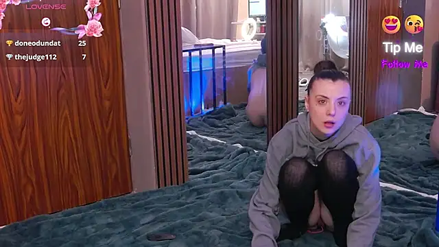 Snapshot of IvyBunny_ chatting on 12.05.24 IvyBunny online show from 12.05.24