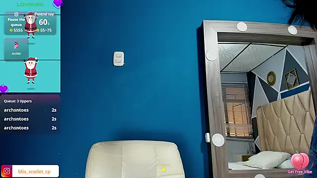 Snapshot of Mia_scarlet69 chatting on 11.18.25 Mia scarlet69 online show from 11.18.25