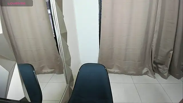 Snapshot of Mia_scarlet69 chatting on 01.06.26 Mia scarlet69 online show from 01.06.26