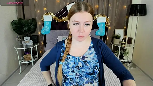 BettyBloom69 online show from 12.13.24