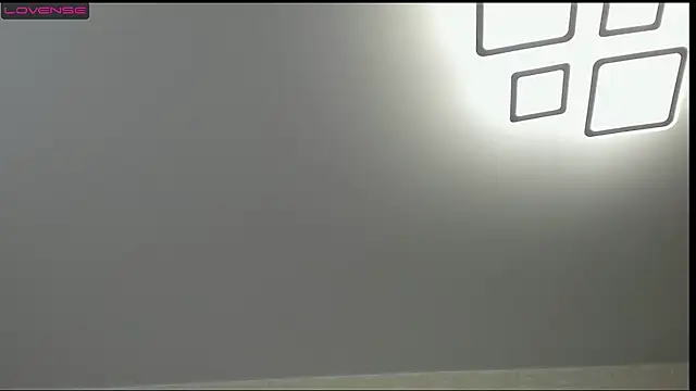 BettyBloom69 online show from 01.23.25