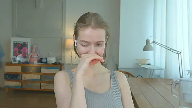 solar bella online show from 01.29.25