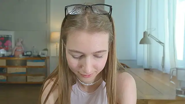 solar bella online show from 02.08.25