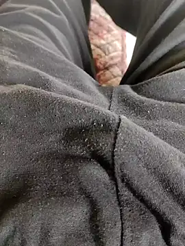 themostnaughtiestguyy online show from 09.12.25