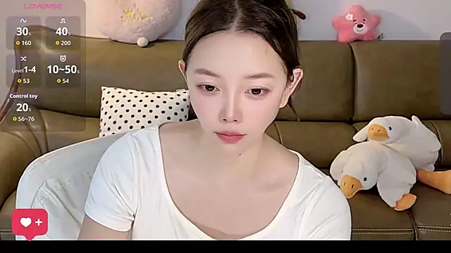 Yilin1999 online show from 07.21.26