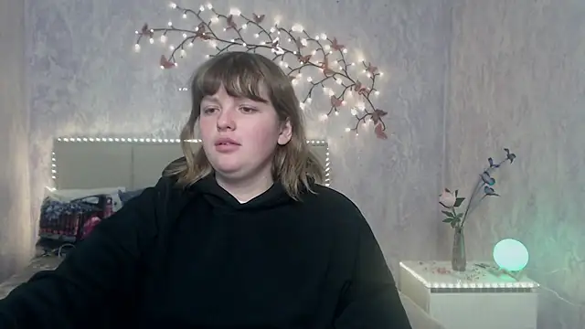 Snapshot of StaceyLex chatting on 03.02.26 StaceyLex online show from 03.02.26