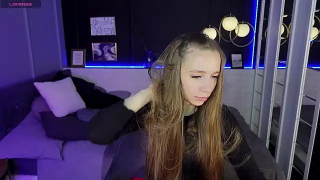 OliviaGentle online show from 02.06.25