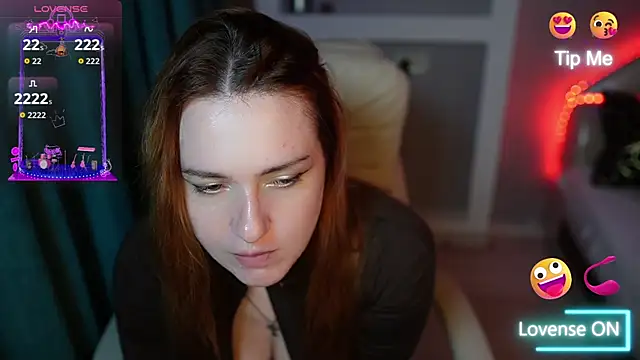 LisaElfy online show from 10.14.25