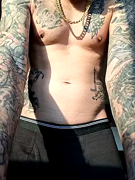 Snapshot of mileflav0r chatting on 03.25.26 mileflav0r online show from 03.25.26