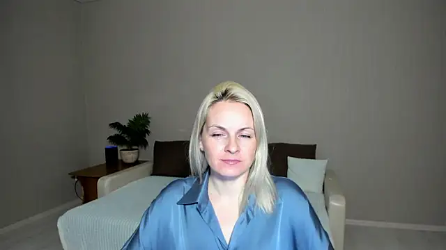 Snapshot of Alicee_Gracee chatting on 01.31.25 Alicee Gracee online show from 01.31.25