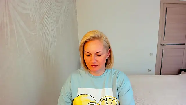 Alicee Gracee online show from 04.13.26