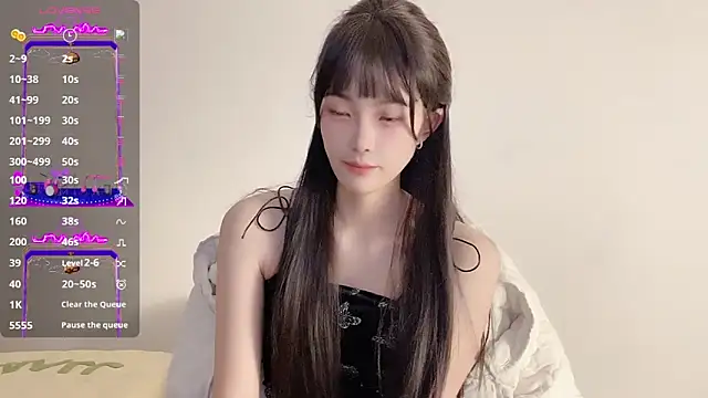 AnneYasir online show from 12.06.24