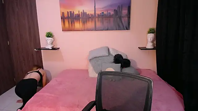 Snapshot of cristal-evanns chatting on 01.12.26 cristal-evanns online show from 01.12.26