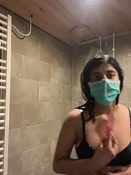 Snapshot of ScarletAss chatting on 01.27.25 ScarletAss online show from 01.27.25