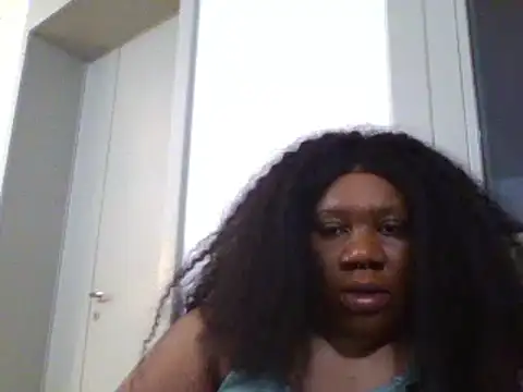 Snapshot of bonbonaumiel chatting on 12.03.24 bonbonaumiel online show from 12.03.24