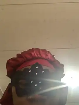 Snapshot of bonbonaumiel chatting on 01.03.25 bonbonaumiel online show from 01.03.25