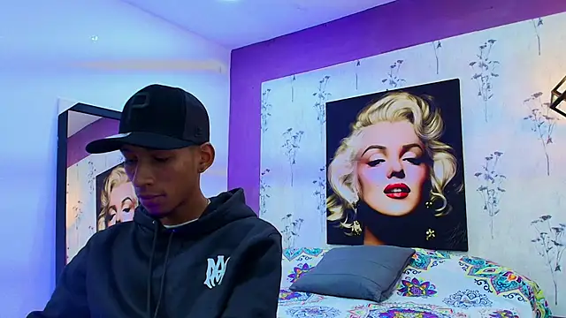 Snapshot of alejandro_king1 chatting on 02.25.25 alejandro king1 online show from 02.25.25