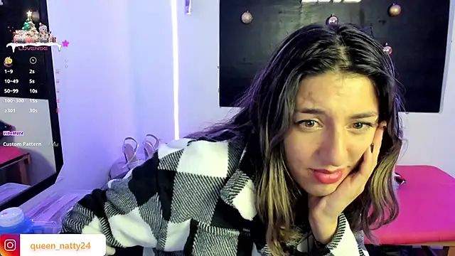 Snapshot of queen-natty chatting on 12.14.24 queen-natty online show from 12.14.24