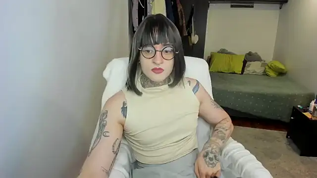 ShiiraVelkor online show from 11.06.25