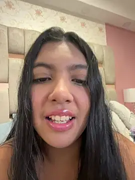 nicole fisherr online show from 04.15.26