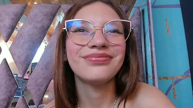 LARICSABLUE online show from 03.12.25