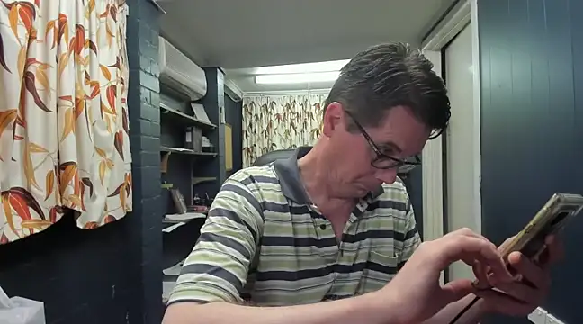 tilobinder online show from 12.07.24