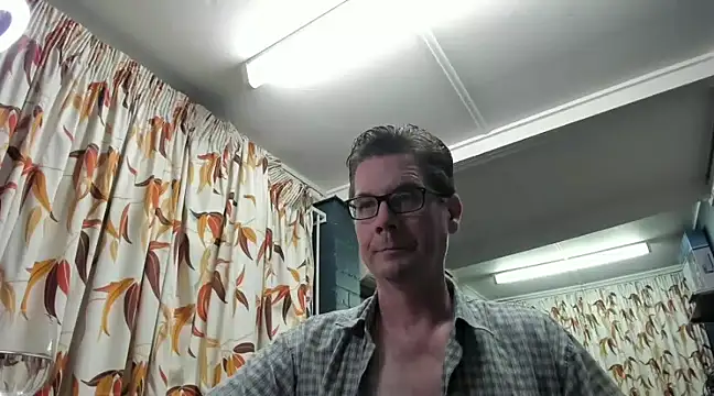 tilobinder online show from 12.08.24