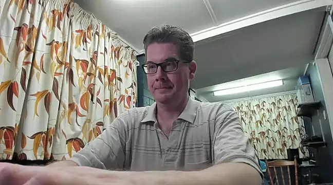 tilobinder online show from 01.14.25