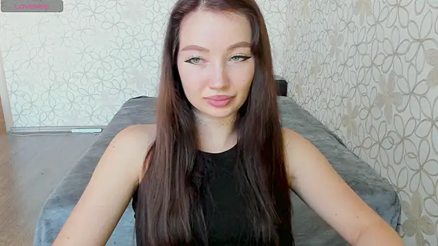 Snapshot of Lissa_Cristal chatting on 07.25.26 Lissa Cristal online show from 07.25.26