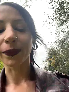 MissMidnightUK online show from 09.24.25