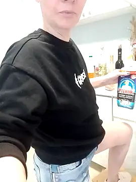 Snapshot of Milen_Milf chatting on 01.27.25 Milen Milf online show from 01.27.25