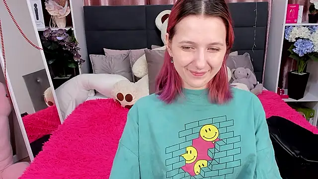 Snapshot of MiaKarlos chatting on 02.19.26 MiaKarlos online show from 02.19.26