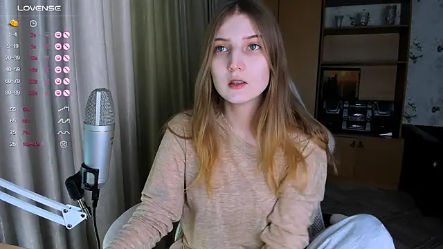 princessaalicc online show from 12.03.25