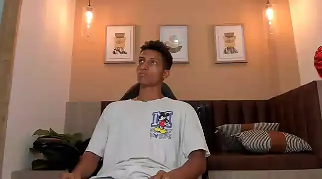 wolf james123 online show from 02.15.25