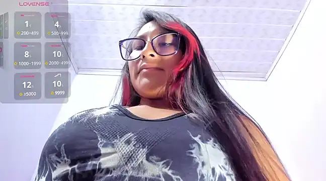 Natalia hott69 online show from 12.15.24