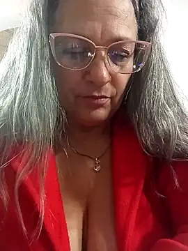 Snapshot of miisevvie_ chatting on 02.20.25 miisevvie  online show from 02.20.25