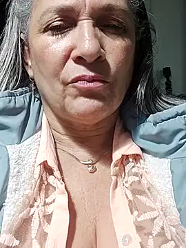 Snapshot of miisevvie_ chatting on 03.02.25 miisevvie  online show from 03.02.25