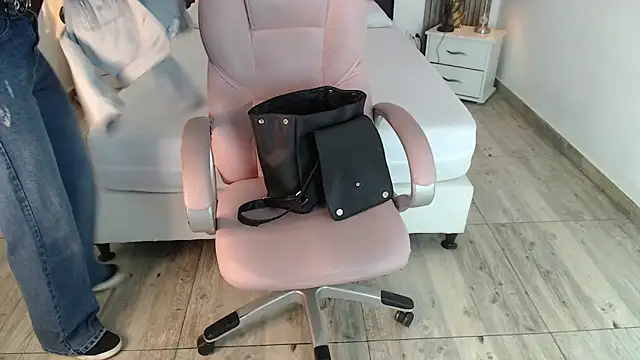 Snapshot of Sam_mansson66 chatting on 01.20.25 Sam mansson66 online show from 01.20.25