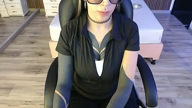 Snapshot of Sam_mansson66 chatting on 10.15.25 Sam mansson66 online show from 10.15.25