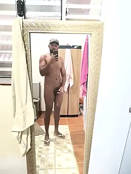 Snapshot of ems2174 chatting on 03.02.26 ems2174 online show from 03.02.26