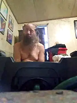 Snapshot of Beyond1978 chatting on 02.25.26 Beyond1978 online show from 02.25.26
