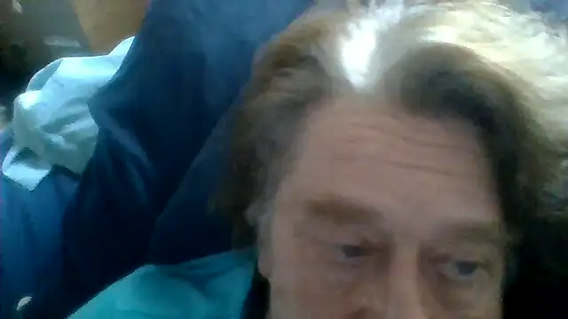Snapshot of frankie7inch chatting on 07.05.26 frankie7inch online show from 07.05.26