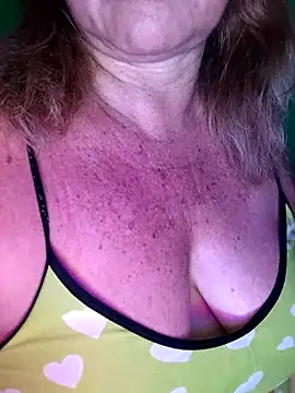 Kasandra Ho online show from 11.23.25