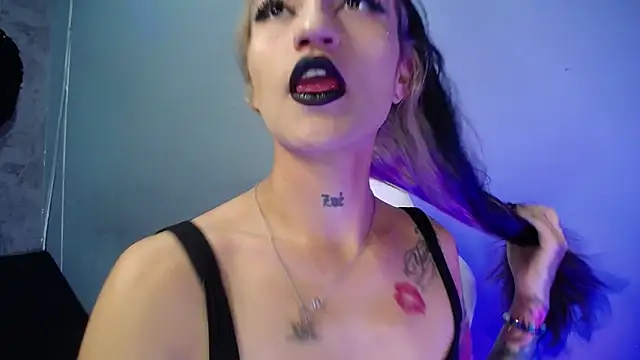 amelierouss online show from 10.24.25