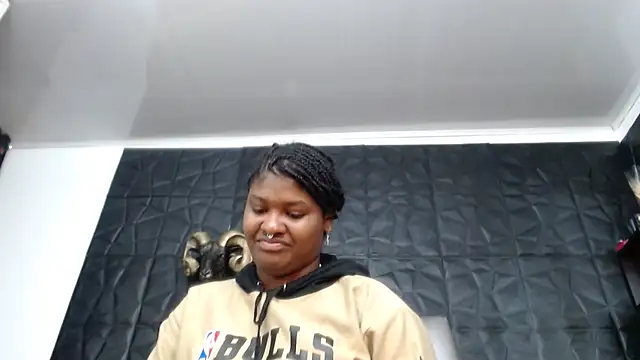 Hanna Fox 69 online show from 04.29.26