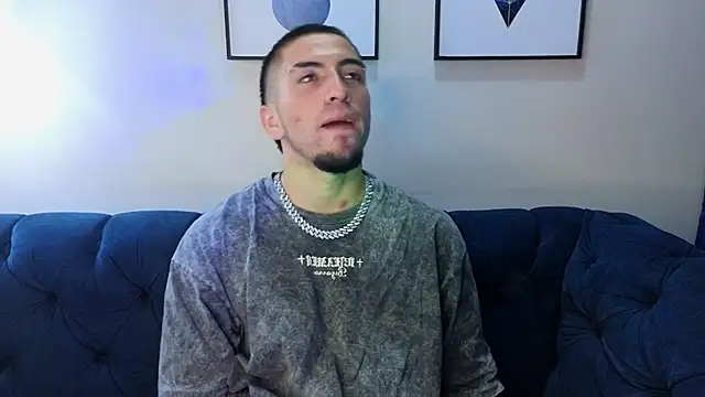 Snapshot of King_Dante_ chatting on 09.10.25 King Dante online show from 09.10.25