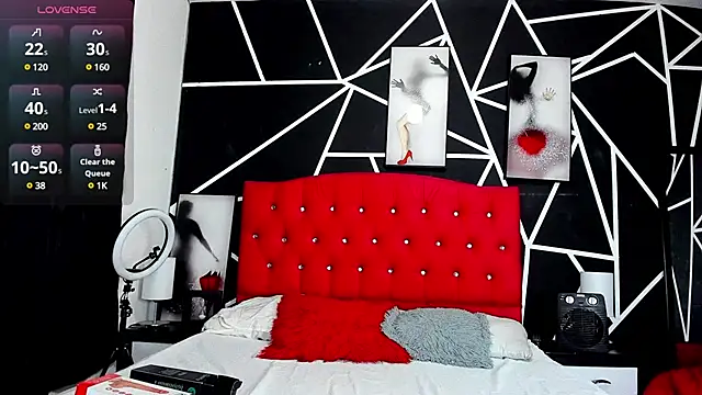 Samantha Collen online show from 01.04.25