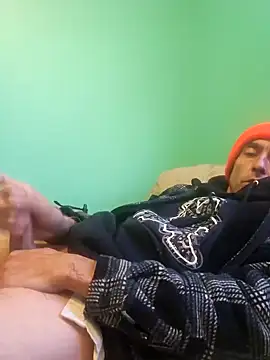 Snapshot of Pumpndeep chatting on 01.24.25 Pumpndeep online show from 01.24.25